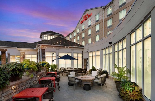 Arcola Hotel | Hilton Garden Inn Valley Forge/Oaks