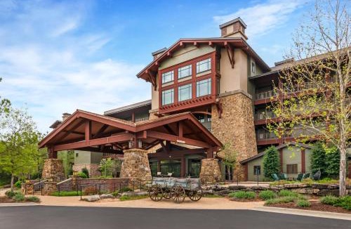 Ridgedale Hotel | Hilton Grand Vacations Club Long Creek Ridgedale