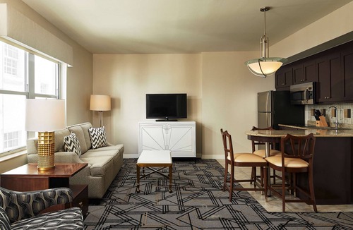 South Beach Resort | Hilton Grand Vacations Club McAlpin Ocean Plaza Miami