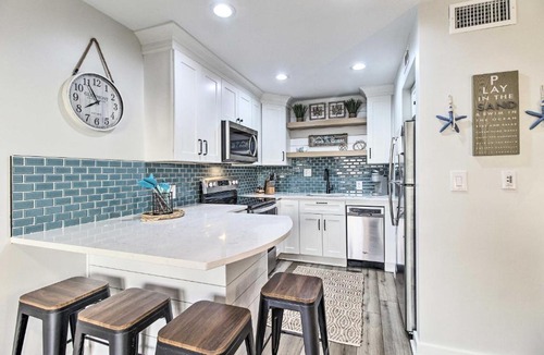 North Forest Beach House | Hilton Head Island Gem w/Ocean & Pool Views!