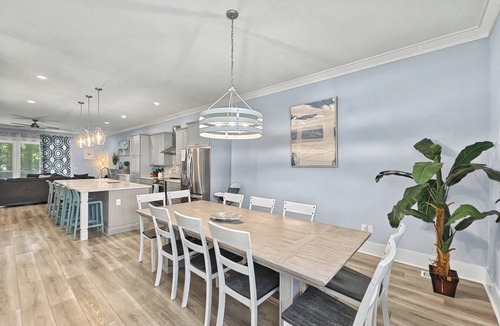 Folly Field House | Hilton Head 5BR Sleeps 18 Heated Pool Walk to Folly Field Dog Friendly Elevator