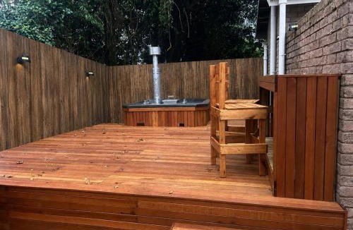 Hilton Apartment | Hilton Hideaway