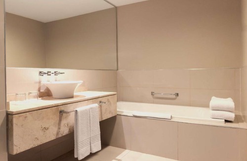 Villa Nueva Hotel | Hilton Mendoza