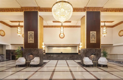 Westown Hotel | Hilton Milwaukee