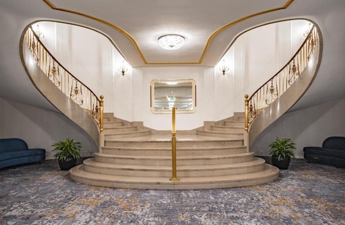 Westown Hotel | Hilton Milwaukee