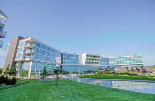 Fatima Hotel | Hilton Pilar