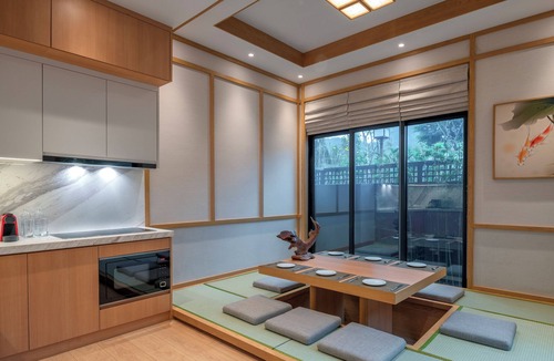 Cam Pha Hotel | Hilton Quang Hanh Onsen Resort