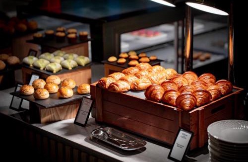 Yuecheng Hotel | Hilton Shaoxing Hotel And Residences