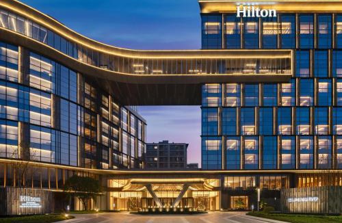 Yuecheng Hotel | Hilton Shaoxing Hotel And Residences
