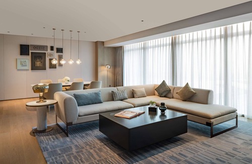 Shajing Hotel | Hilton Shenzhen World Exhibition & Convention Center