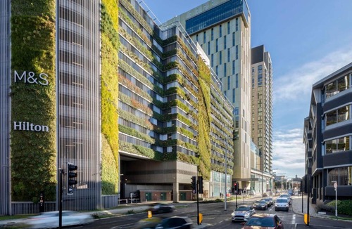 Woking Hotel | Hilton Woking