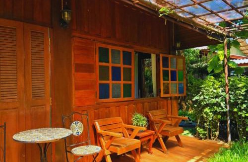 Mae Chan Hotel | Him Jan Home