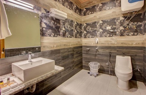 New Manali Hotel | Himalayan Apple Zone Hotel