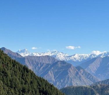 Dalhousie House | Himalayan Canvas khajjiar