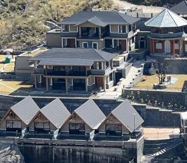 Jia Hotel | Himani Hill View Retreat