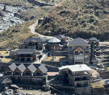 Jia Hotel | Himani Hill View Retreat