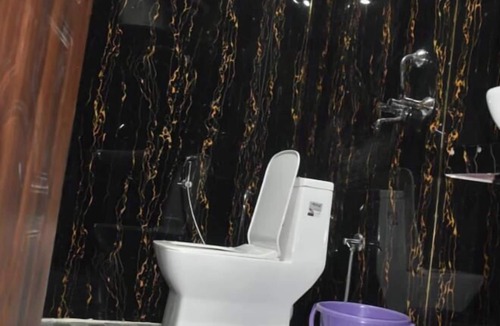 Sitapur Hotel | Himvant residency