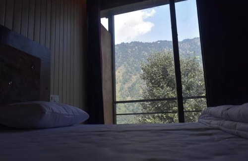 Sitapur Hotel | Himvant residency
