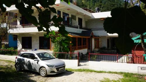Khattalwada House | Himvilla Kasol
