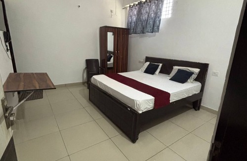 Ghaziabad Hotel | Hindon Hotel