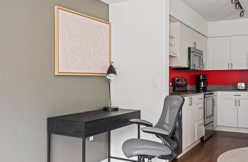 Lower Queen Anne Apartment | Hip Lower Queen Anne 1BR w/BBQ & Roof, nr Space Needle, by Blueground