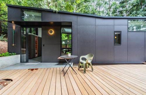 West Bellevue Apartment | Hip Studio Central Bellevue
