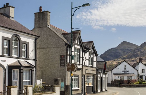 Llanberis House | Hirfron