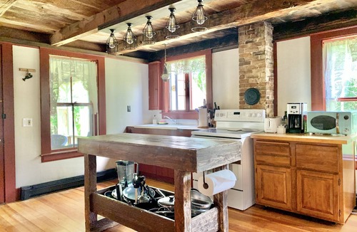 Brewster House | Historic 1785 Cape Cod Home w/Modern Comfort, <1 Mile from Brewster Beaches