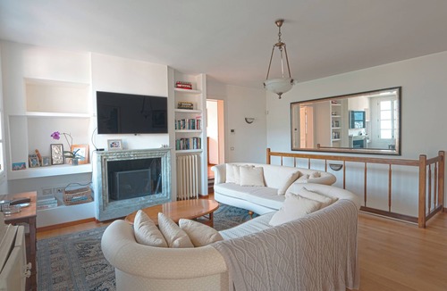 Sala Comacina Villa | Historic and romantic villa with a unique view
