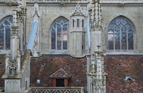 Grunes Quartier Apartment | Historic Apartment Cathedral View in the Heart of Bern 4th Floor - no Lift