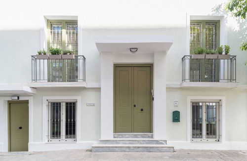 Athens City Centre Villa | Historic Athens Home with Private Heated Plunge Pool · Metaxourgeio