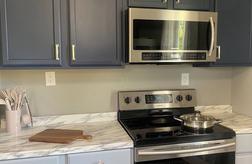 Burnside House | Historic beauty with partial lake views, walking distance to Burnside Marina!