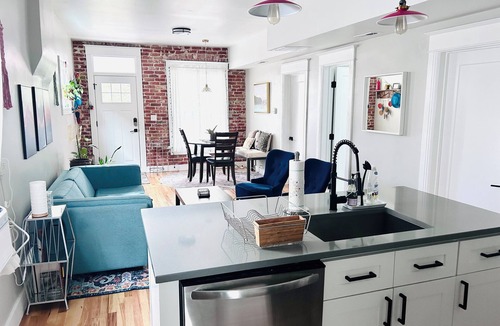 Berkeley House | Historic brick bungalow