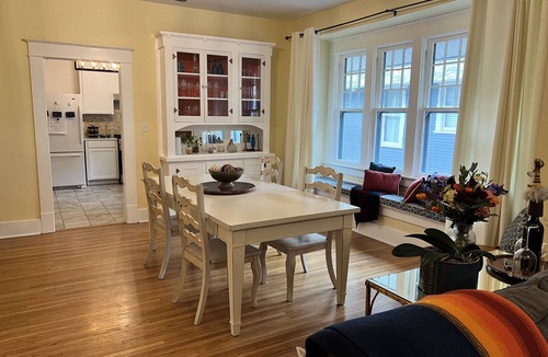 Walla Walla House | Historic Bungalow 3 bed, 3 bath near Whitman College and downtown Walla Walla.