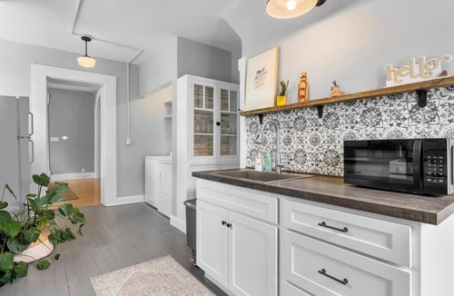 Marion House | Historic Charm with Modern Amenities