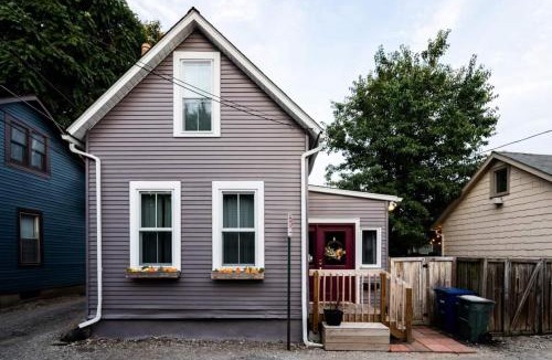 German Village House | Historic Comfy German Village Haus sleeps6petsOK