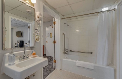 Music Row Hotel | Historic Converted Dorm Room in Great DT location!