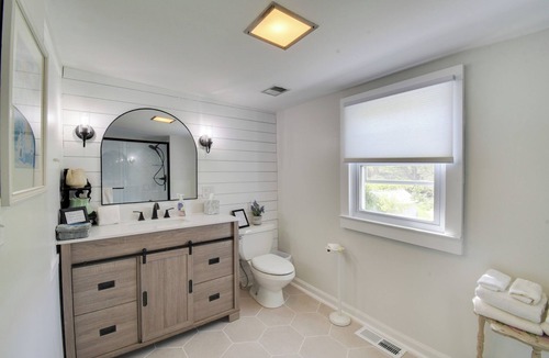 Rockbridge Baths House | Historic Countryside Escape - Relax, Hike, & Fish! Near Lexington