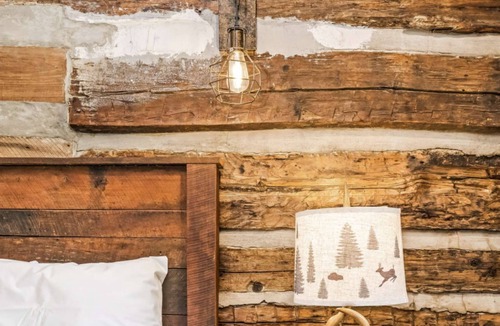 Arrington Cabin | Historic Creekside Cabin at Arrington Reserve