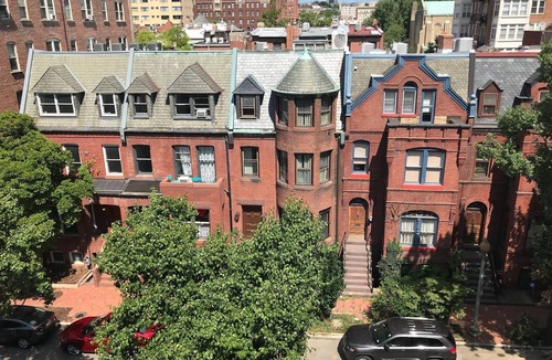 Dupont Circle House | Historic DC rowhome - five minutes from the White House