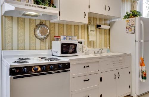 Delphi Apartment | Historic Delphi Studio: Walk to Main St & Creek