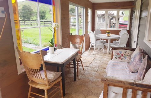 Coromandel Forest Park House | Historic Devcich Farm - Homestead