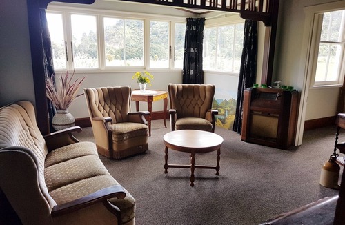 Coromandel Forest Park House | Historic Devcich Farm - Homestead