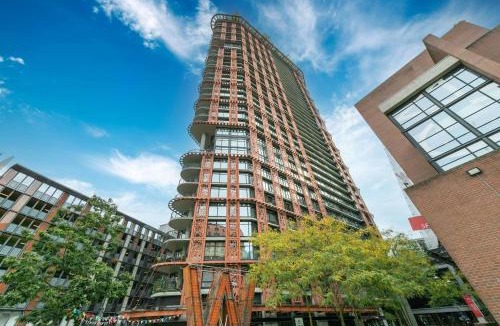 Gastown Apartment | Historic Downtown Escape