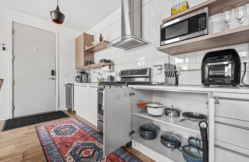 Central Business District Apartment | Historic Downtown - Free Parking Garage - 5 min walk OTR