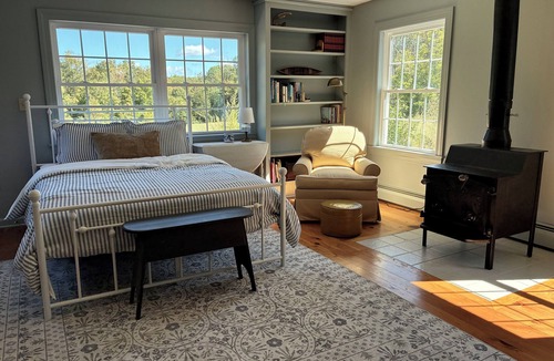 Pine Meadow House | Historic Farmhouse in Northwest Connecticut. Fishing on the Farmington!