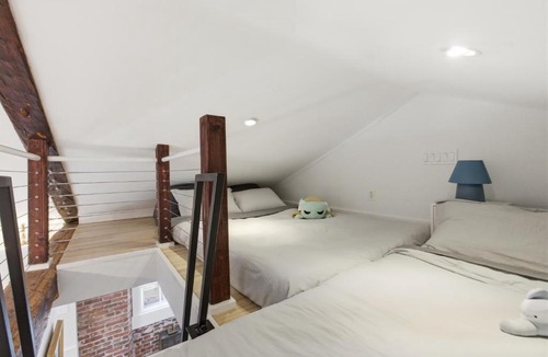 Marblehead Apartment | Historic flat - Old Town - 5 min to Salem, beach