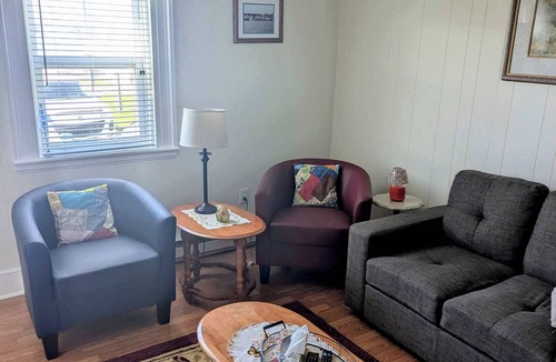 Twillingate House | Historic Hillside Vacation Home