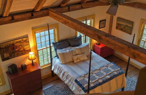 Bridgewater Other | Historic Hilltop Family Farmhouse, Pool, Hot Tub & the Best Sunset Views