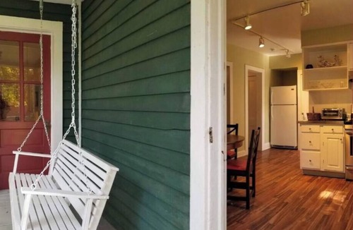 Goshen House | Historic Hudson Valley Farm House